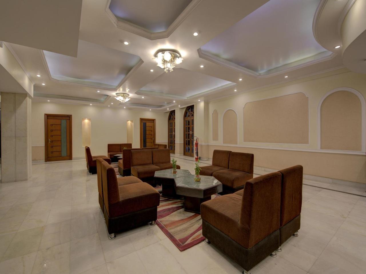 Oyo 1864 Hotel Yuvraj Ράντσι Εξωτερικό φωτογραφία