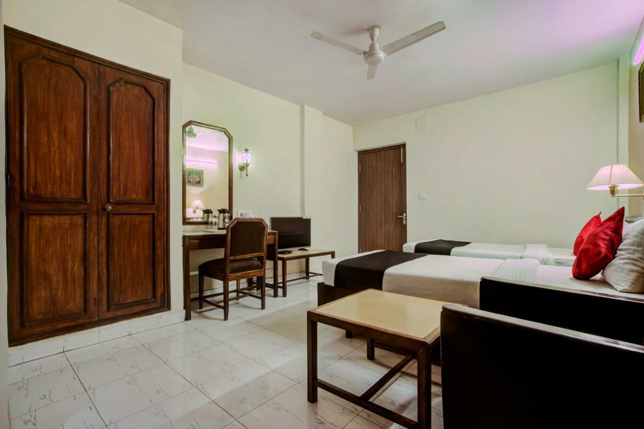 Oyo 1864 Hotel Yuvraj Ράντσι Εξωτερικό φωτογραφία